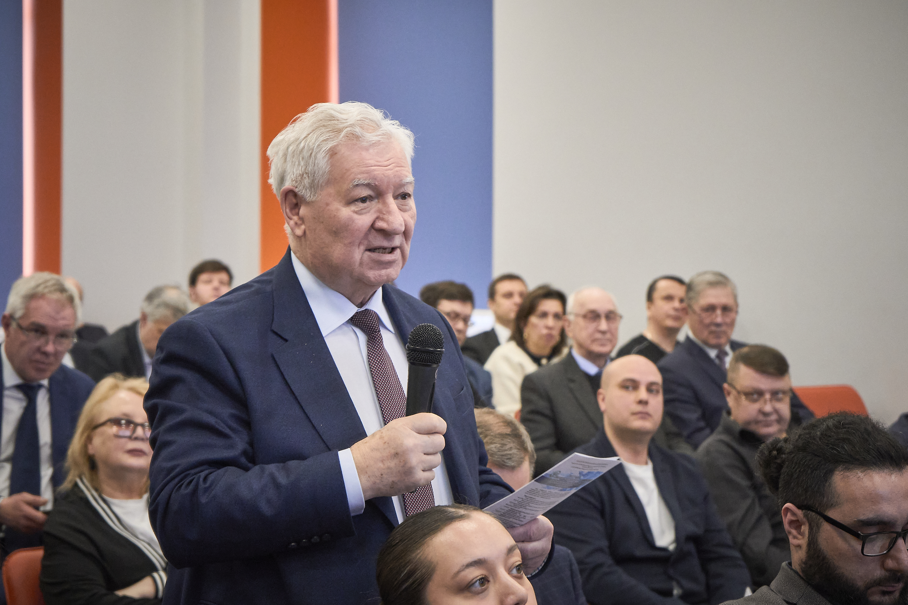 «Малое» небо становится ближе к земле: в ГУЗ обсудили стратегию развития беспилотной авиации для АПК и геодезии