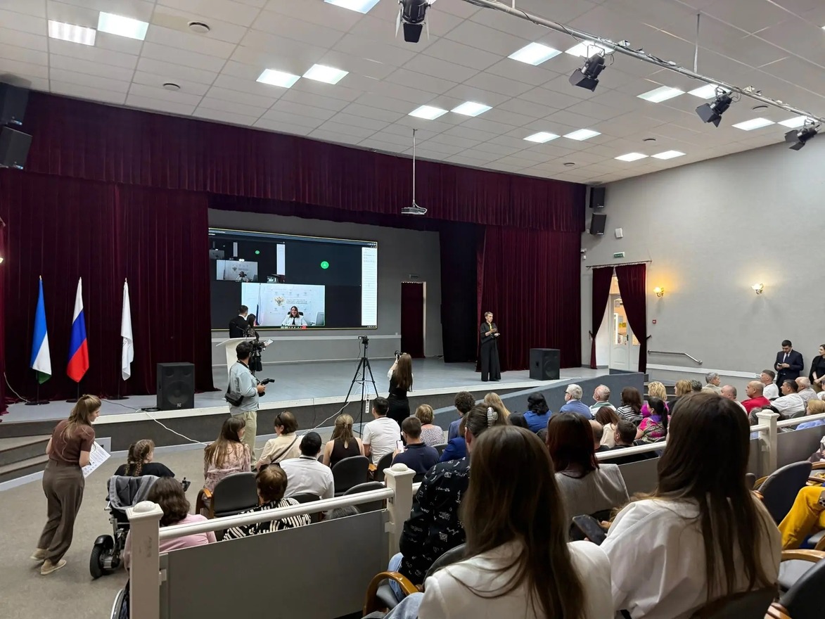 Представители Ресурсного учебно-методического центра ГУЗ удостоены наград Минобрнауки России
