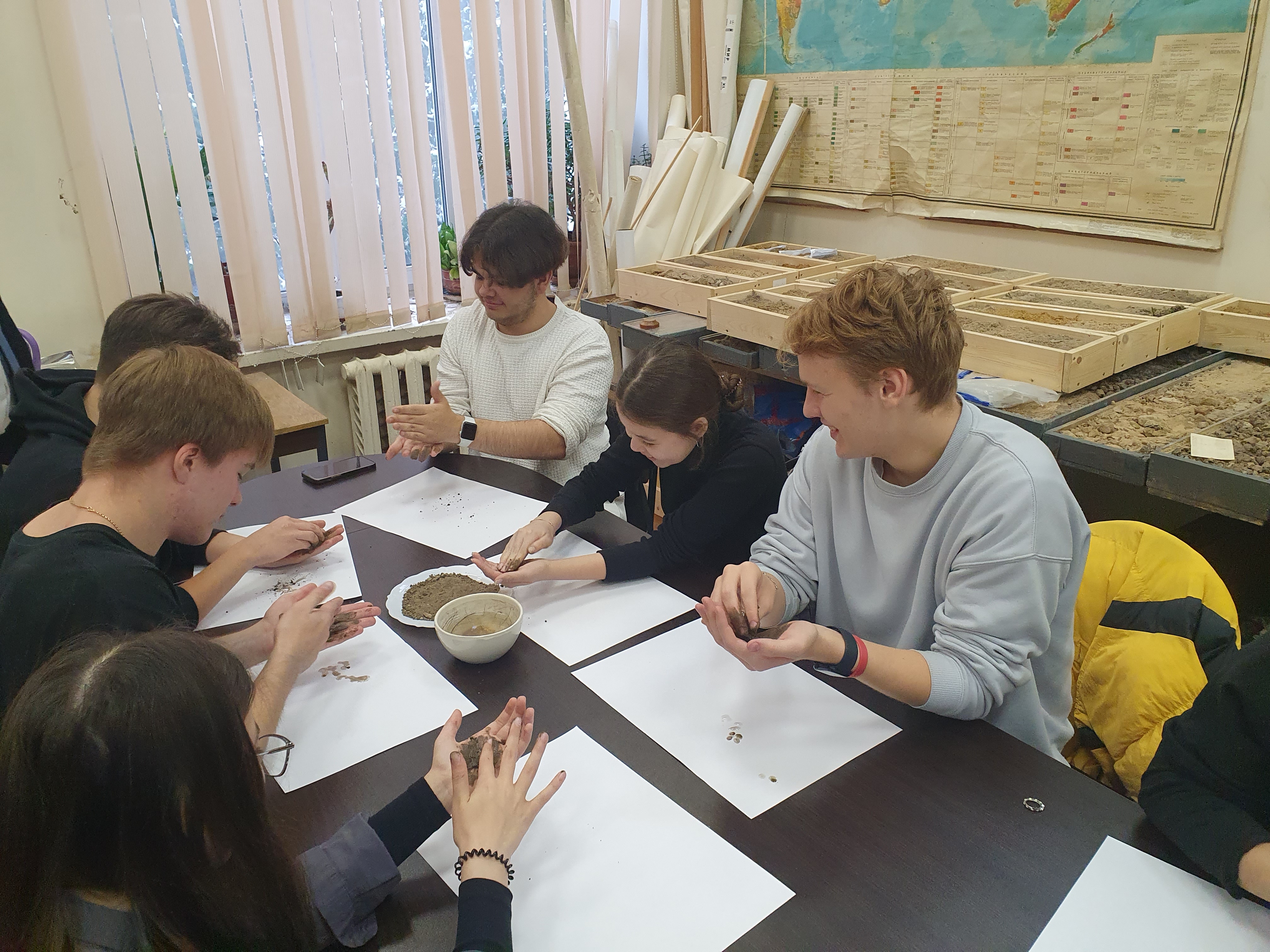  «Почва – зеркало ландшафта»: мастер-класс кафедры геоэкологии и природопользования