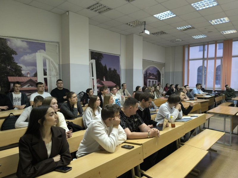 Эксперт Рослесинфорга выступила в ГУЗ с лекцией о «лесной амнистии»