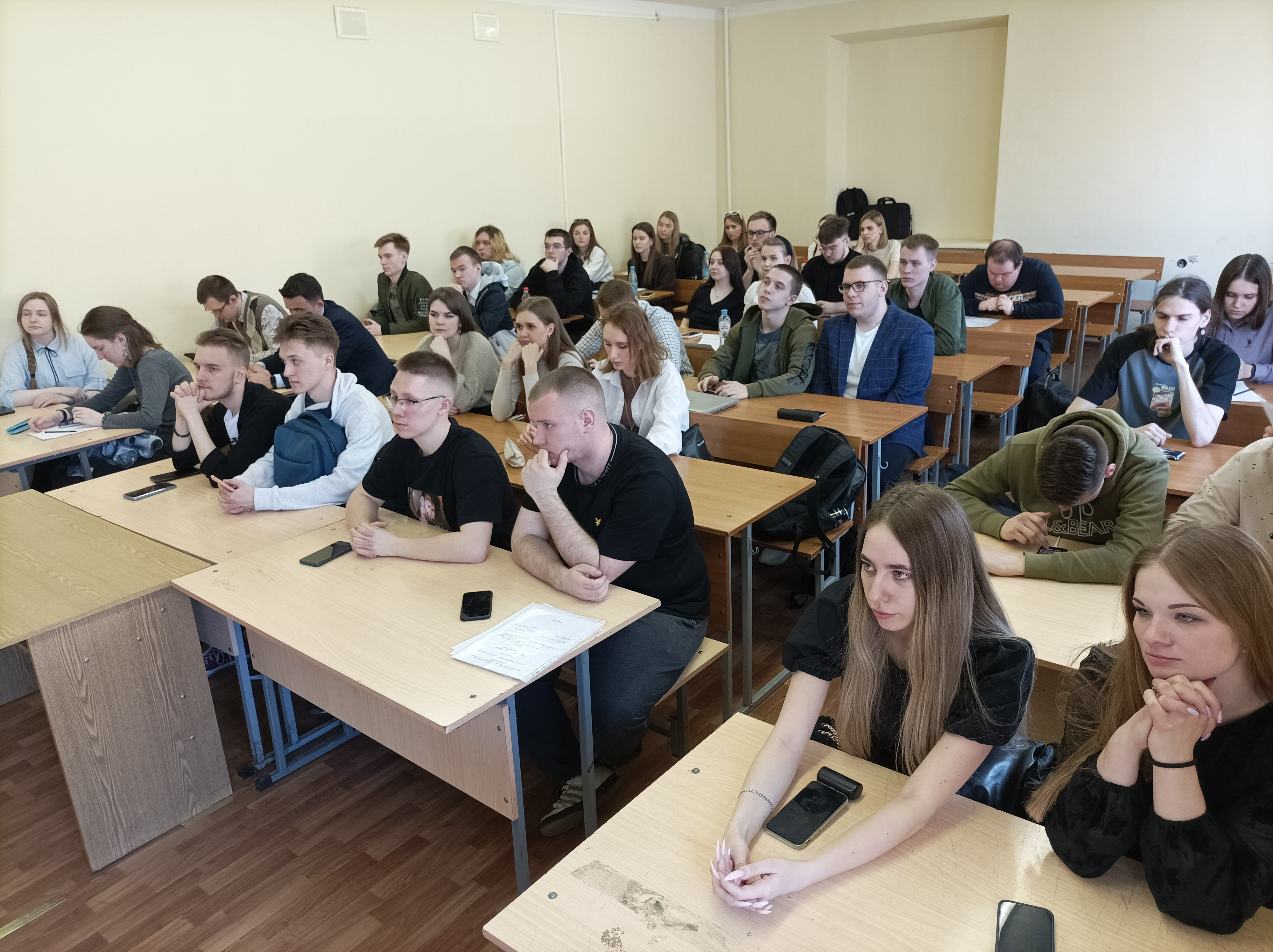Заседание секции «Современные проблемы в развитии земельного законодательства» в рамках общеуниверситетской конференции молодых учёных