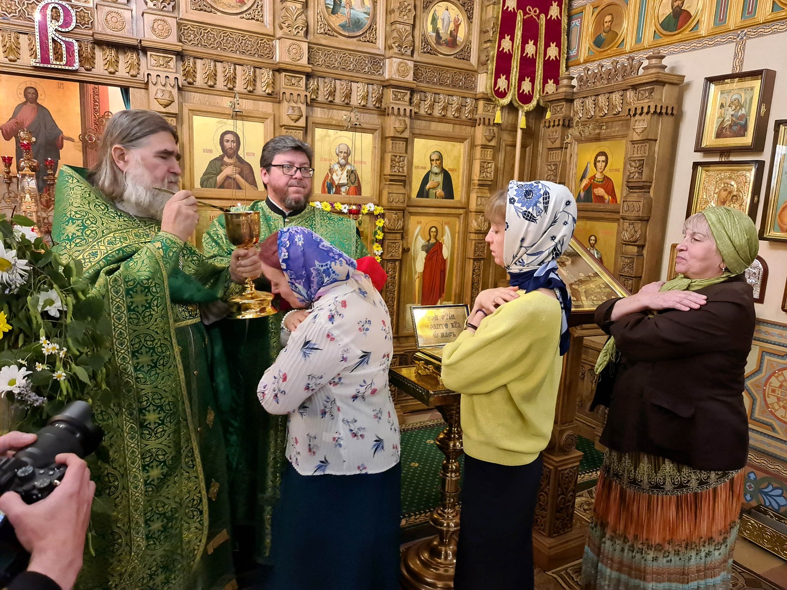 В Домовом храме ГУЗа прошло богослужение ко дню Константина и Елены 