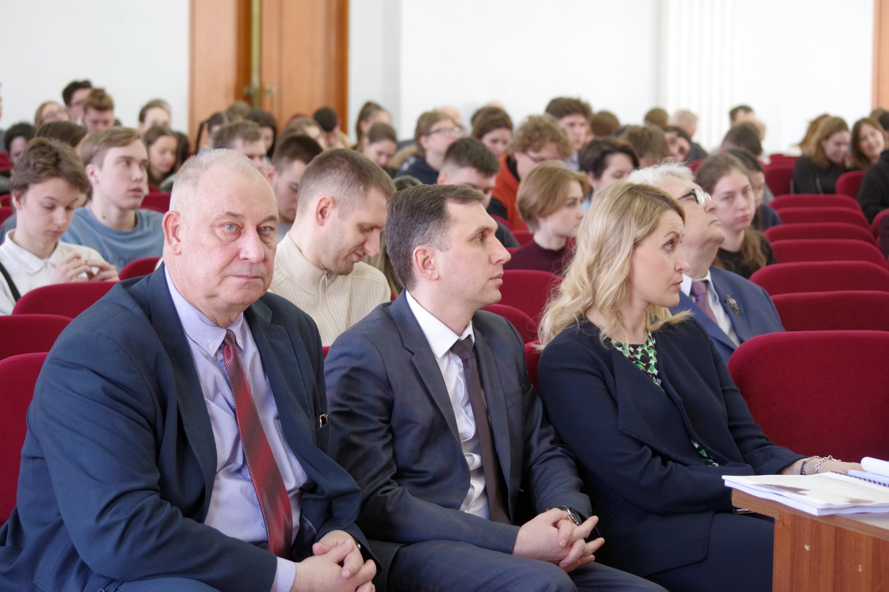 14 апреля 2022 г. в ГУЗ состоялись Парламентские слушания на тему «Землеустроительное обеспечение вовлечения в оборот неиспользуемых земель сельскохозяйственного назначения»
