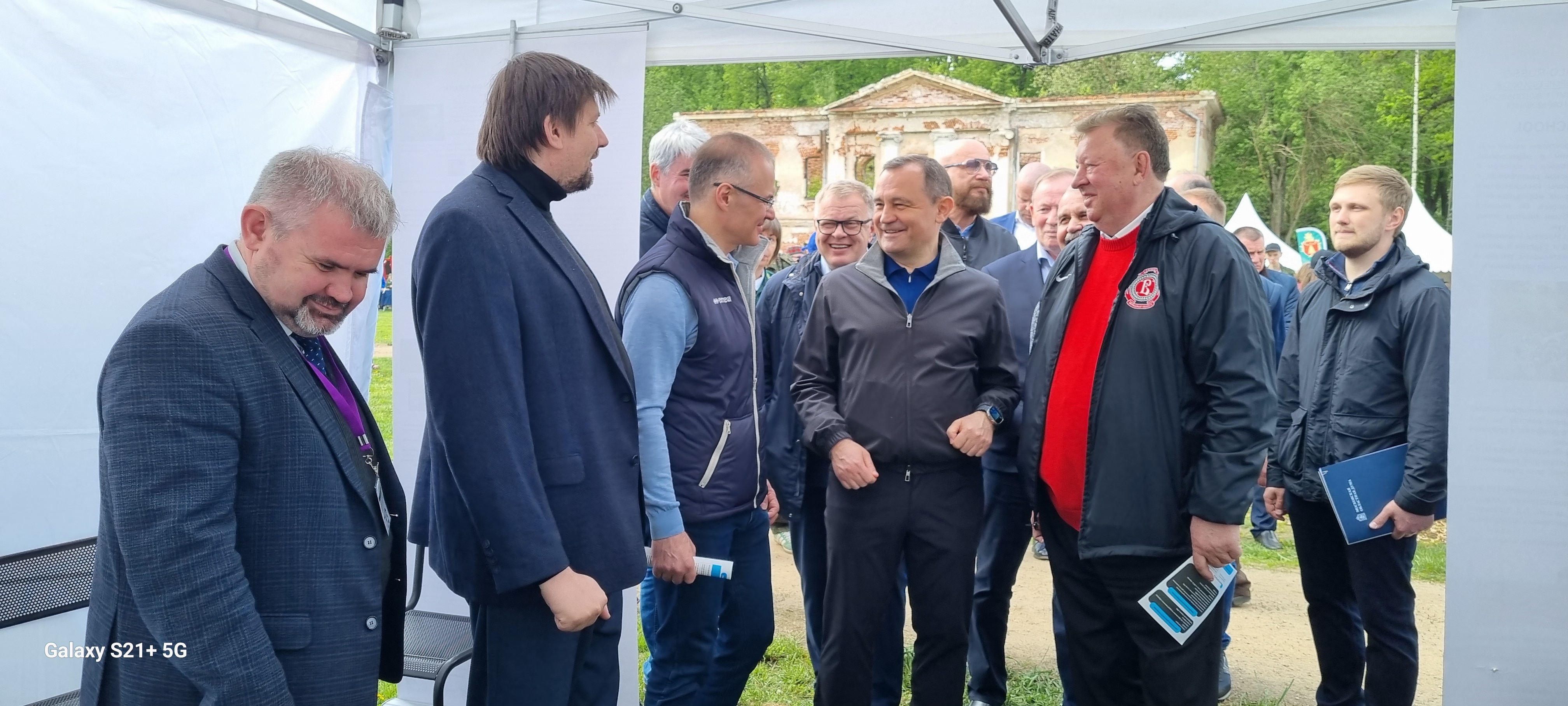 19 мая 2023 г. сотрудники Государственного университета по землеустройству приняли участие в работе экологического фестиваля «Образование. Экология. Практика – ЭкоИдея»