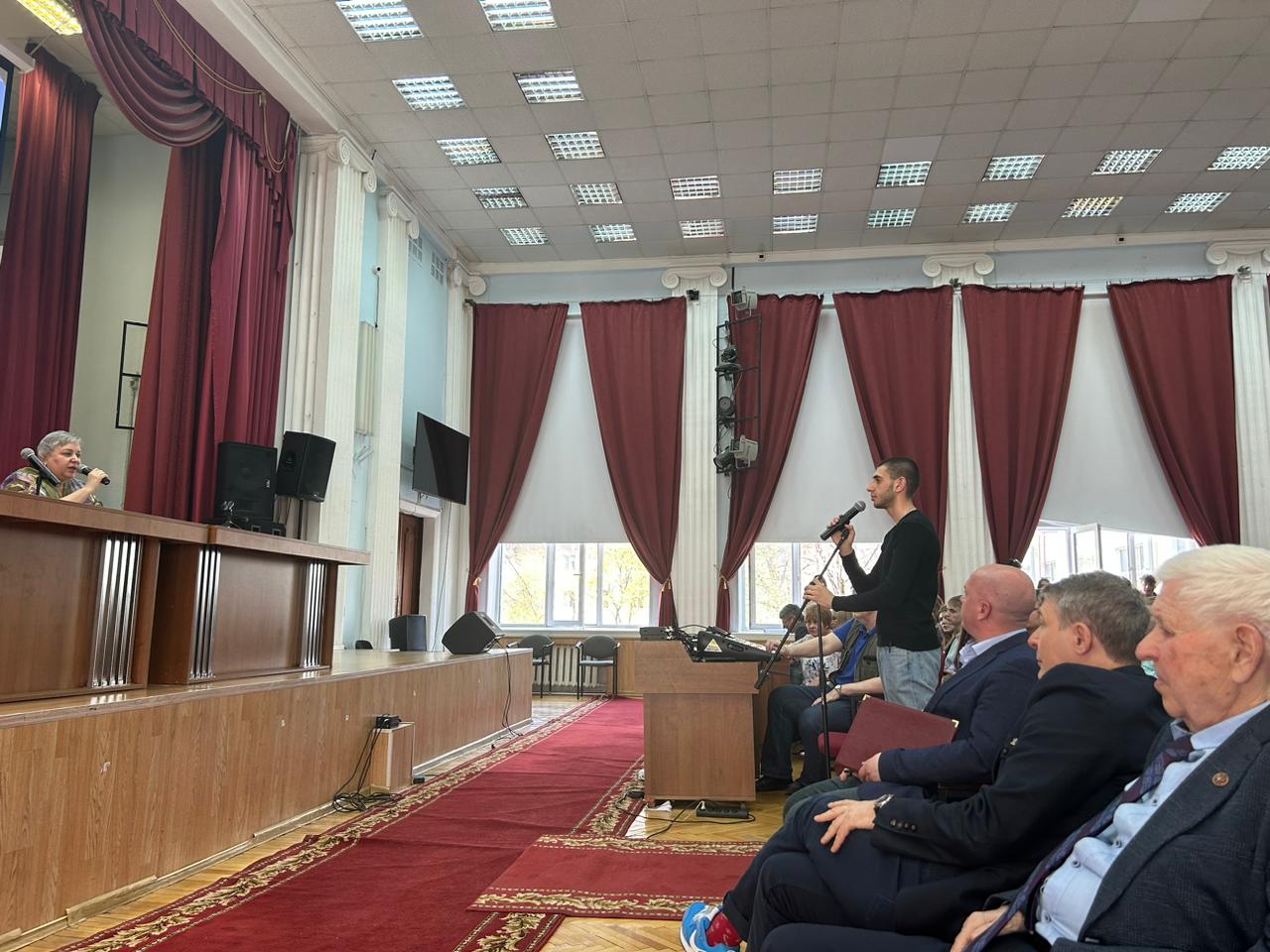 В ГУЗ состоялось собрание, посвященное введению тестирования по дисциплинам, а также антитеррористической и антикоррупционной деятельности