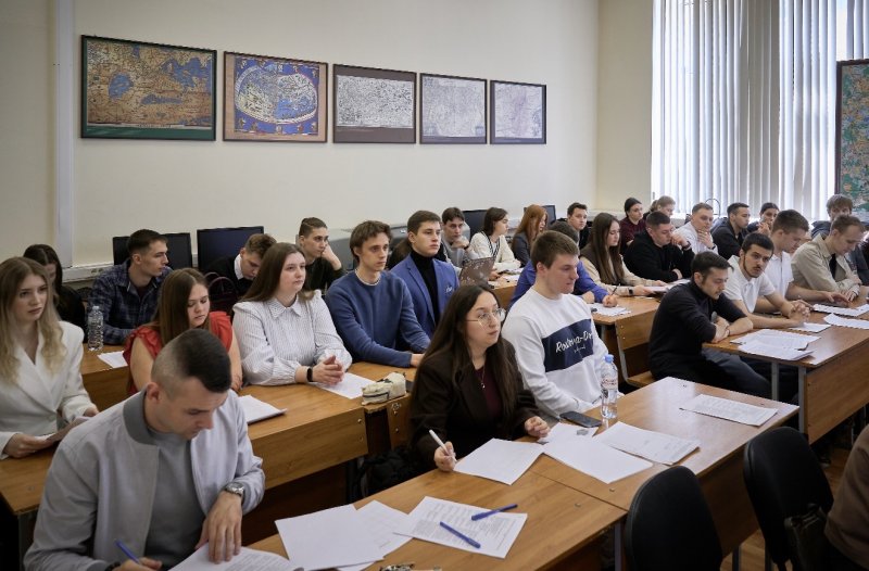 Секция «Будущее землепользования и кадастров: проблемы, перспективы, новый взгляд» подвела итоги на конференции в ГУЗ