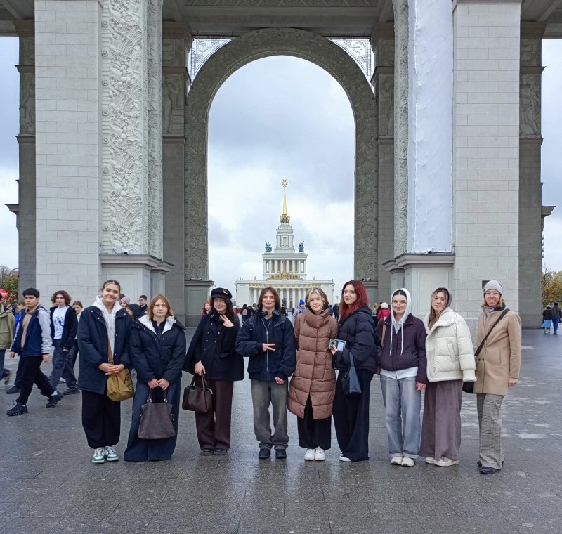 Студенты Колледжа ГУЗ открыли для себя новые тренды на выставке «Реклама-2025»