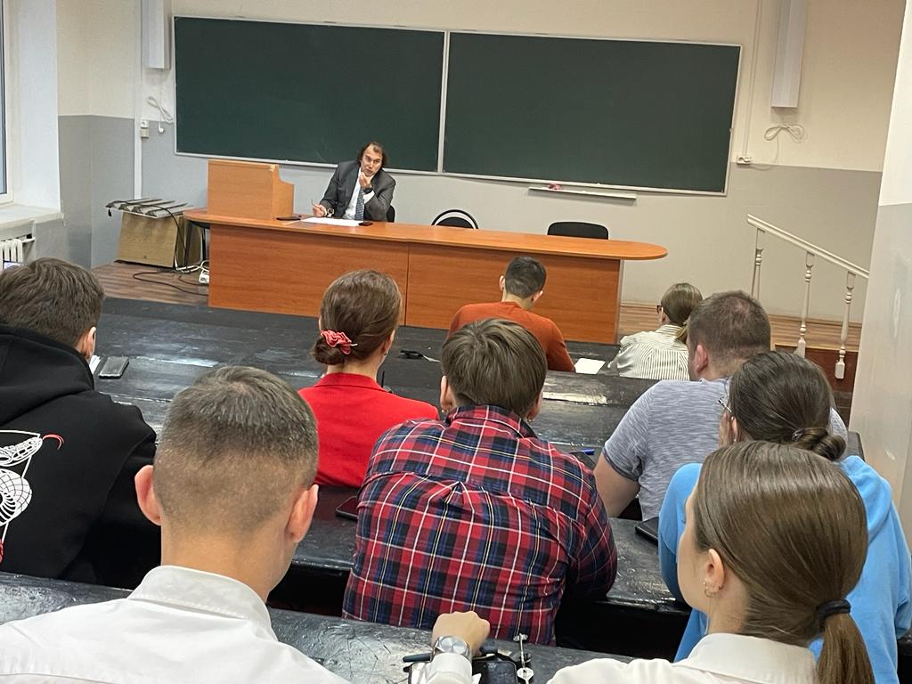 Возобновились лекции депутата Государственной Думы С.Ф.Лисовского