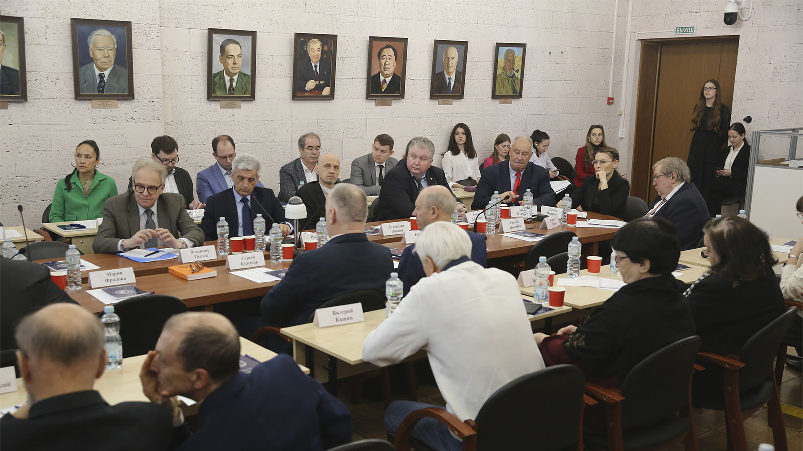 Врио ректора ГУЗ Т.В. Папаскири принял участие в работе круглого стола «Россия и Индия в процессах укрепления многополярности»