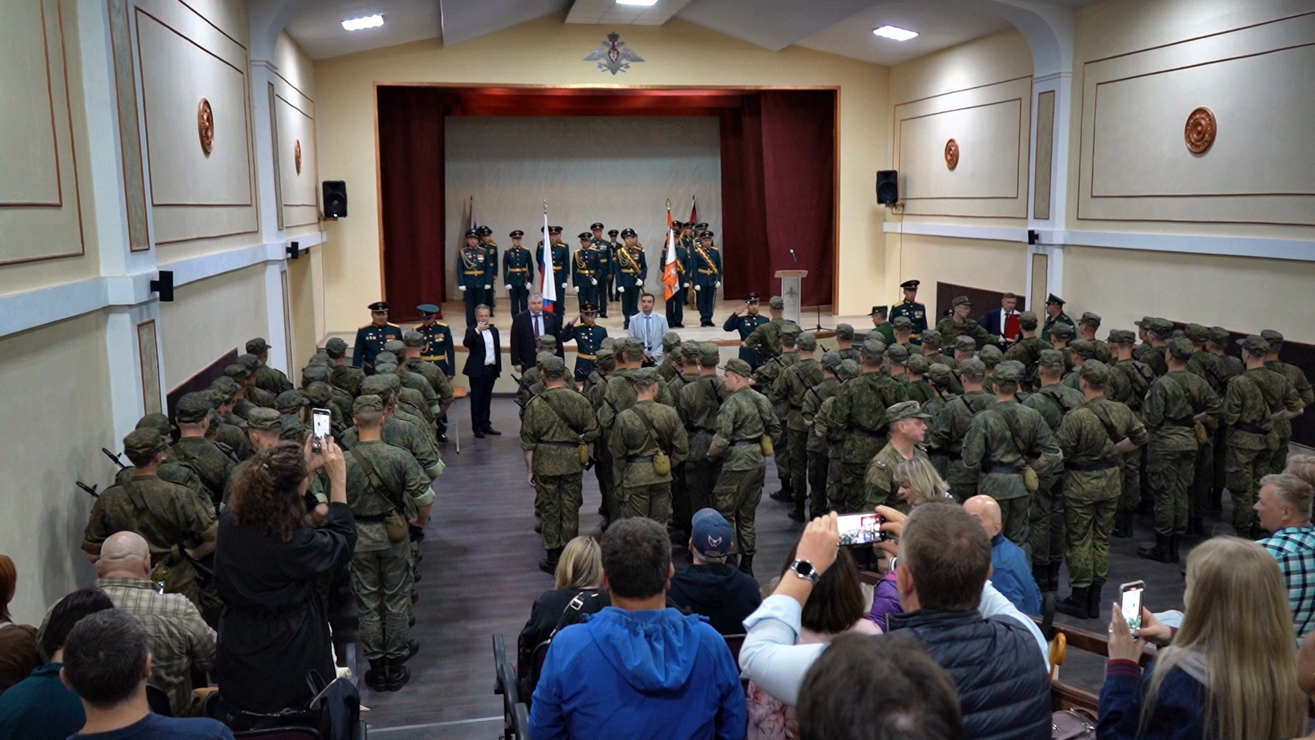 Курсанты военно-учебного центра ГУЗа приняли воинскую присягу