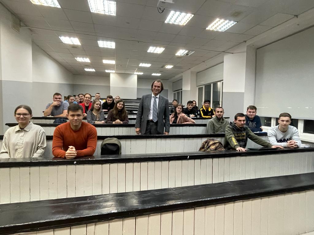 Возобновились лекции депутата Государственной Думы С.Ф.Лисовского