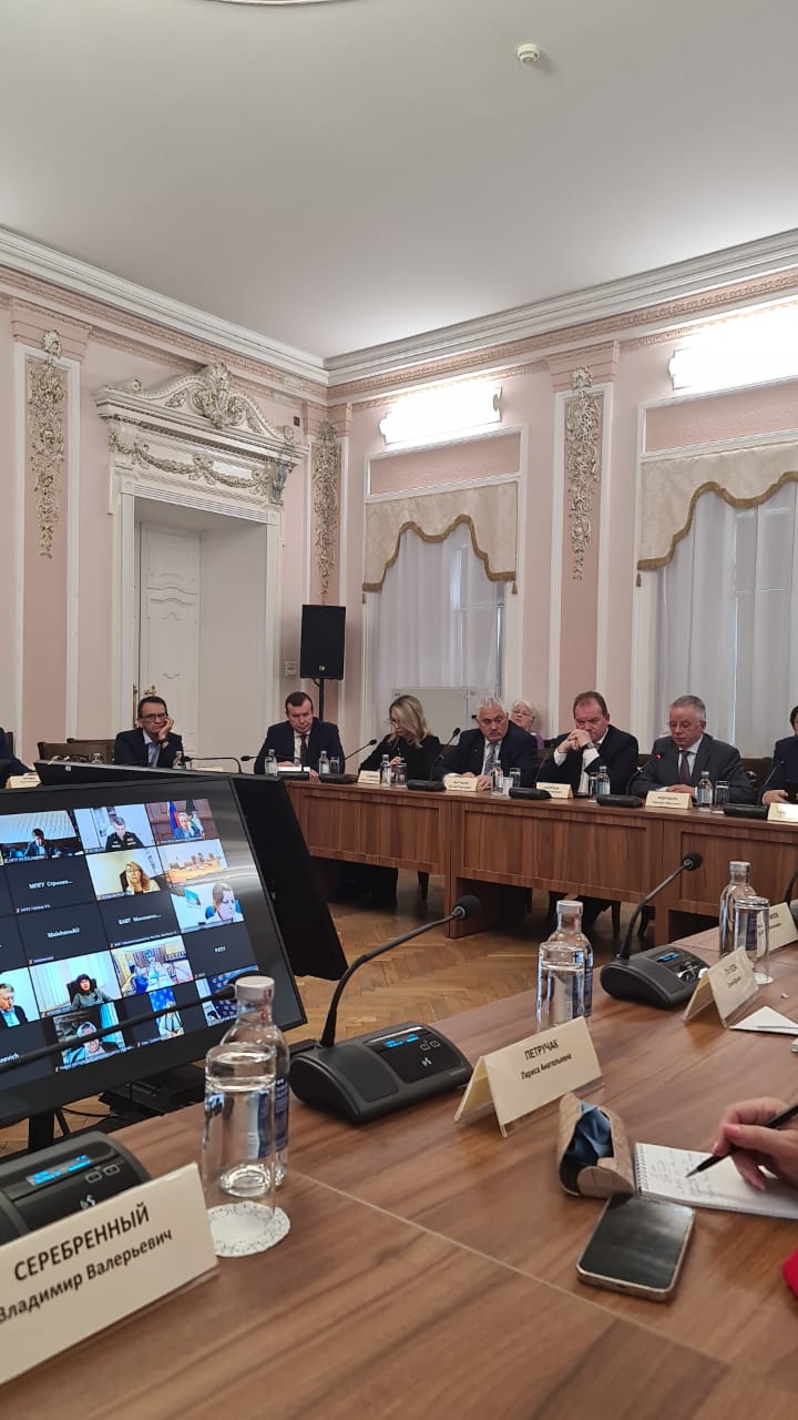 21 июня 2022 г. врио ректора ГУЗ Т.В. Папаскири принял участие в заседании Совета ректоров учебных заведений Москвы и Московской области