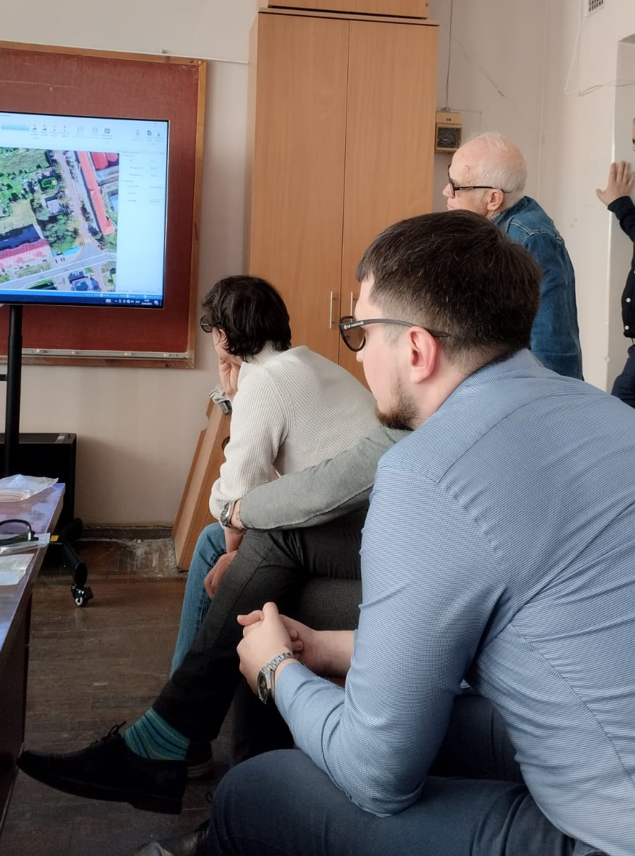 Геофорум в Нижнем Новгороде: ГУЗ обсудил использование 3D-моделей и ИИ в геодезии