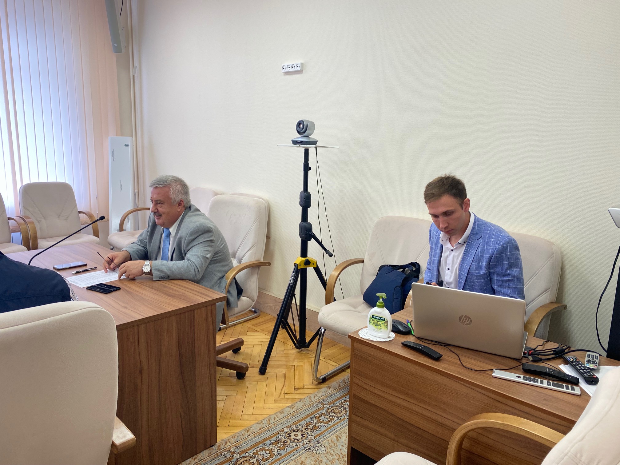 11 августа 2021 года делегация ГУЗ под руководством проректора Д.А. Шаповалова приняла участие в совещании с представителями органов исполнительной власти и Правительства Калужской области