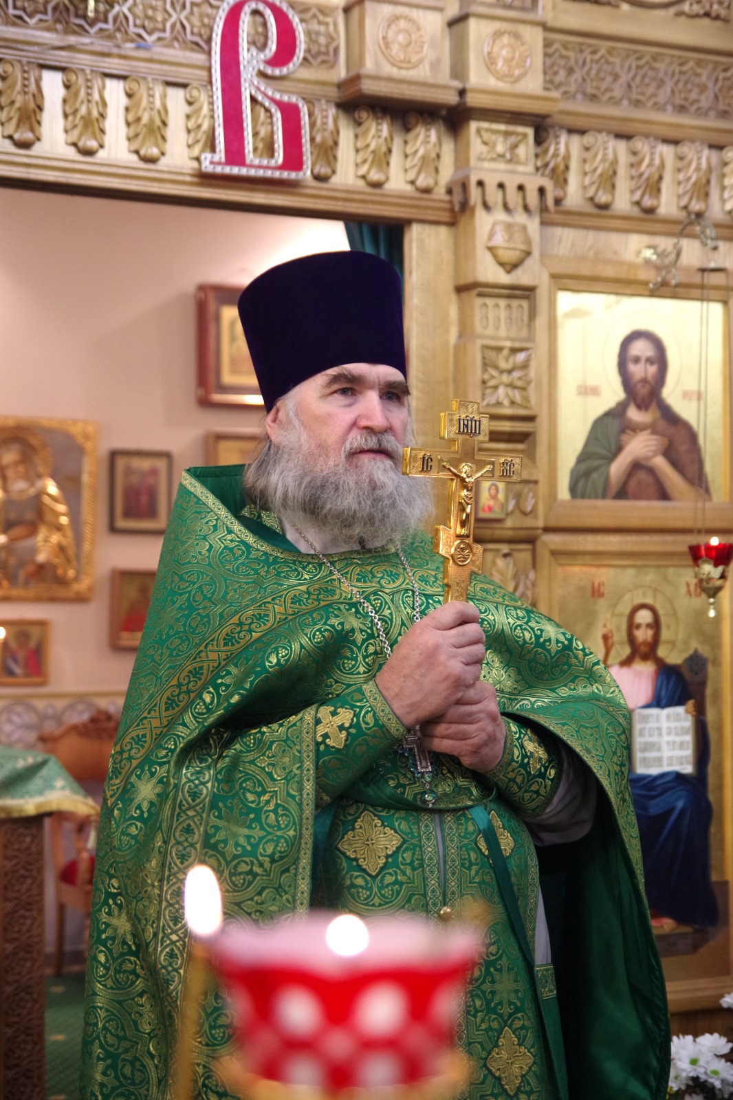 В Домовом храме ГУЗа прошло богослужение ко дню Константина и Елены 