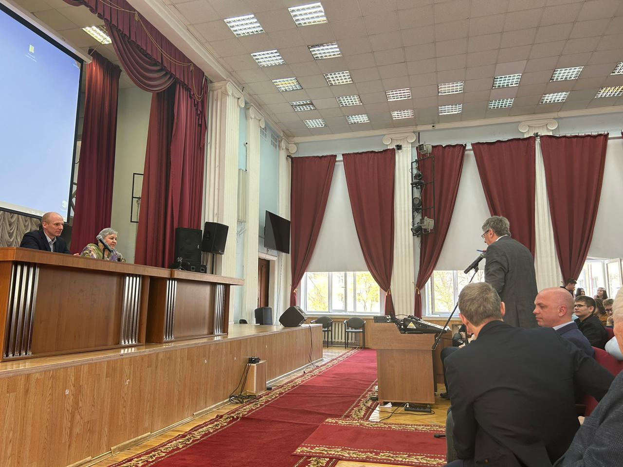 В ГУЗ состоялось собрание, посвященное введению тестирования по дисциплинам, а также антитеррористической и антикоррупционной деятельности