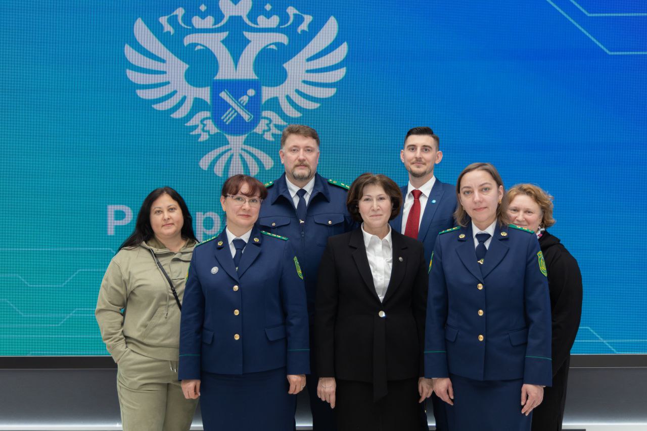 Студенты ГУЗ на выставке «Россия» ознакомились с технологией работы БПЛА для создания картографических материалов