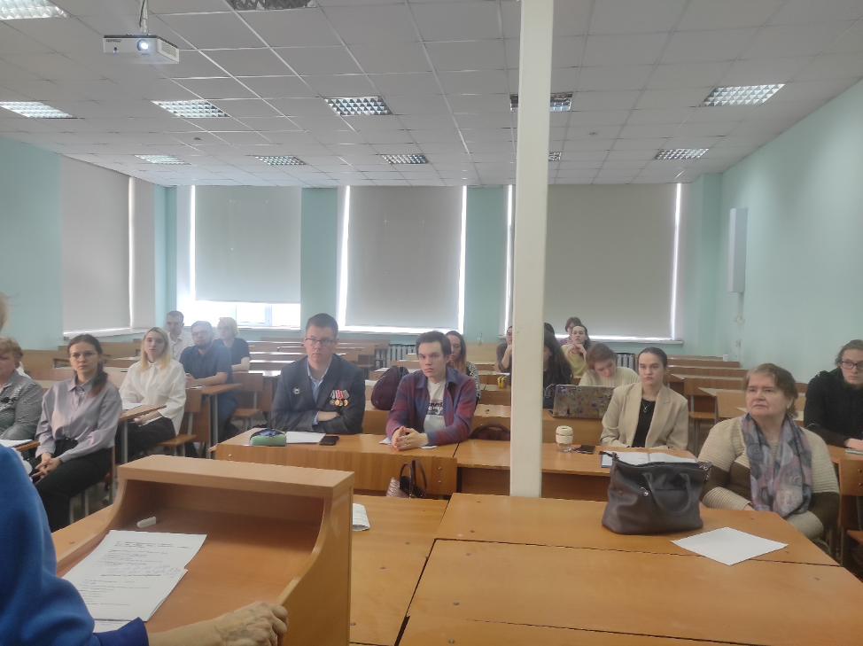 В рамках LXVI научно-практической конференции на кафедре социально-гуманитарных дисциплин состоялось заседание секции «Актуальные вопросы социально-гуманитарных исследований: студенческий научный поиск»