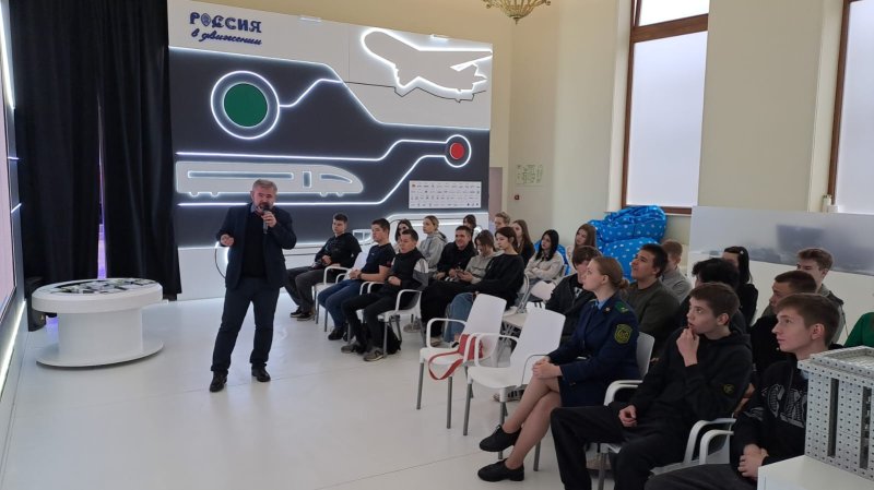 Профориентация: ГУЗ провел презентацию для студентов колледжа РАНХиГС