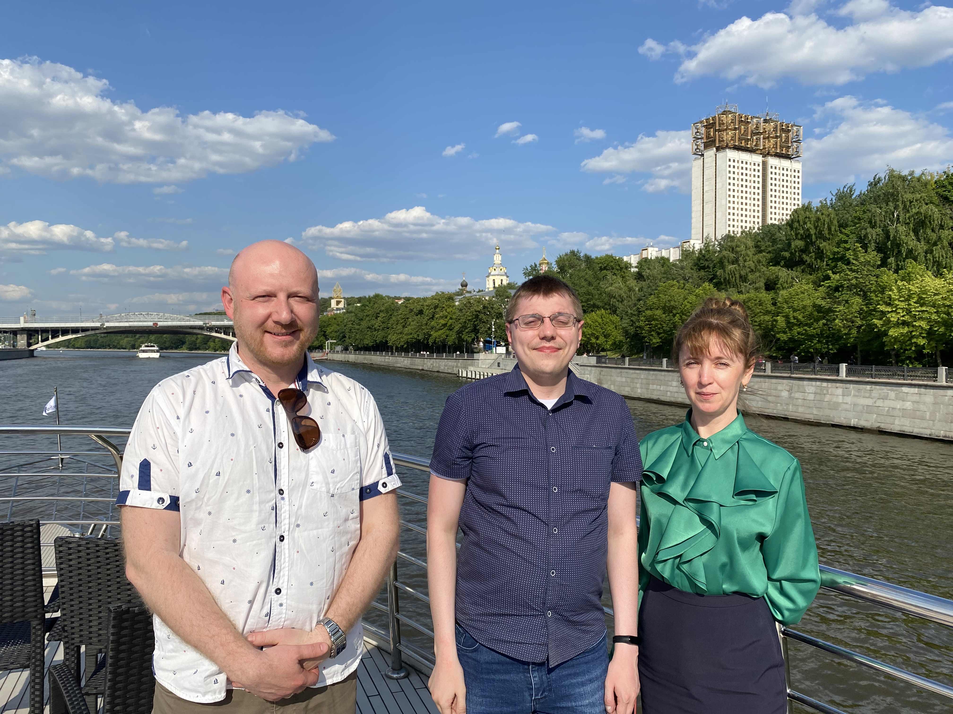 Речная прогулка членов профсоюза ГУЗа на яхте «Примавера»