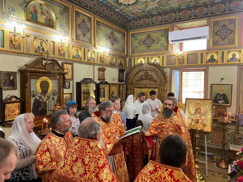 В Домовом храме ГУЗ прошло торжественное богослужение