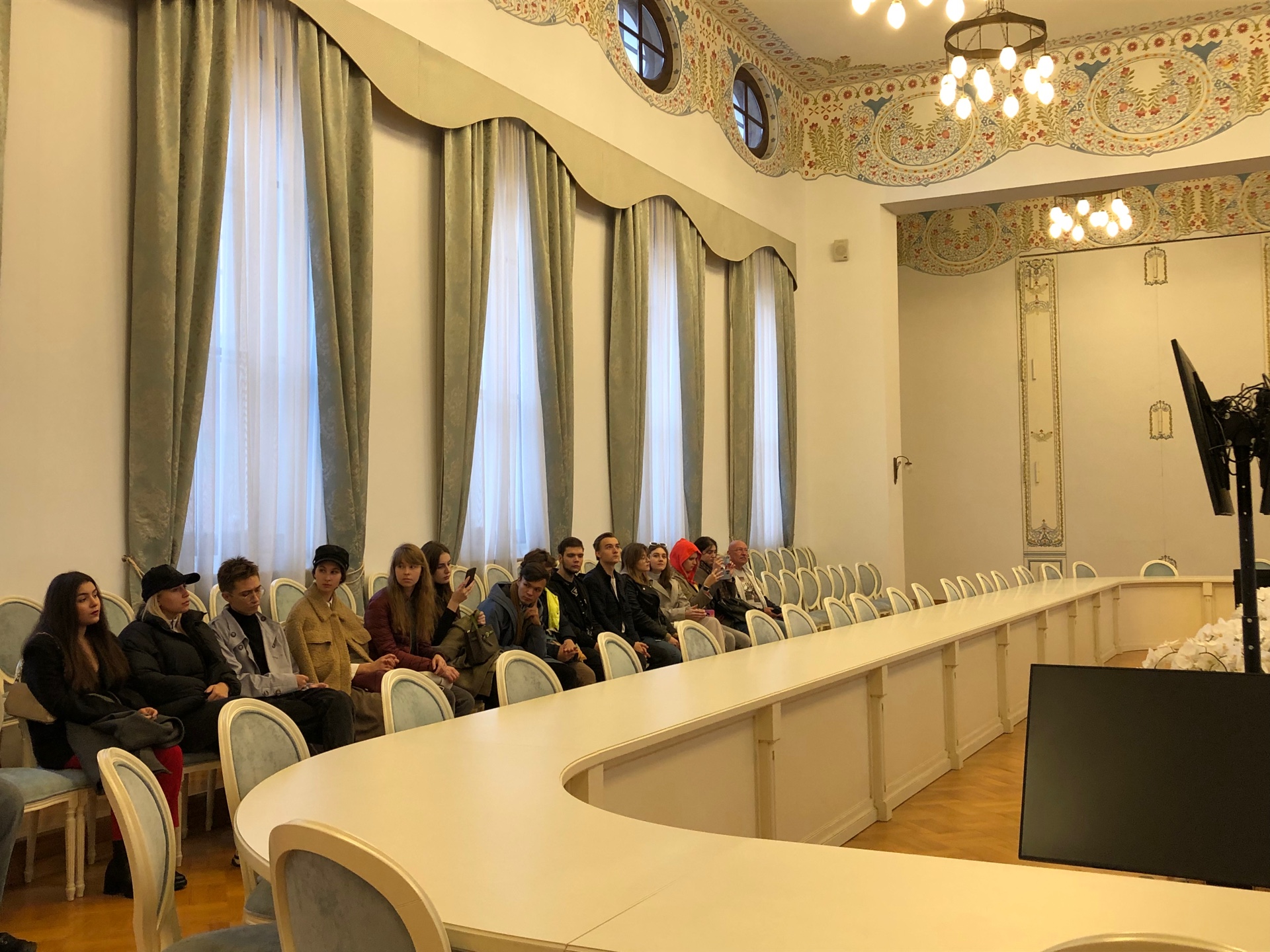Студенты архитектурного факультета посетили с экскурсией объект культурного наследия народов Российской Федерации – старинные здания Московского коммерческого института