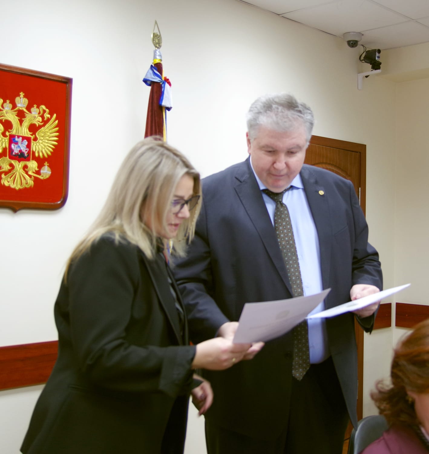 На Учёном совете врио ректора Тимур Валикович Папаскири вручил награды членам коллектива Государственного университета по землеустройству