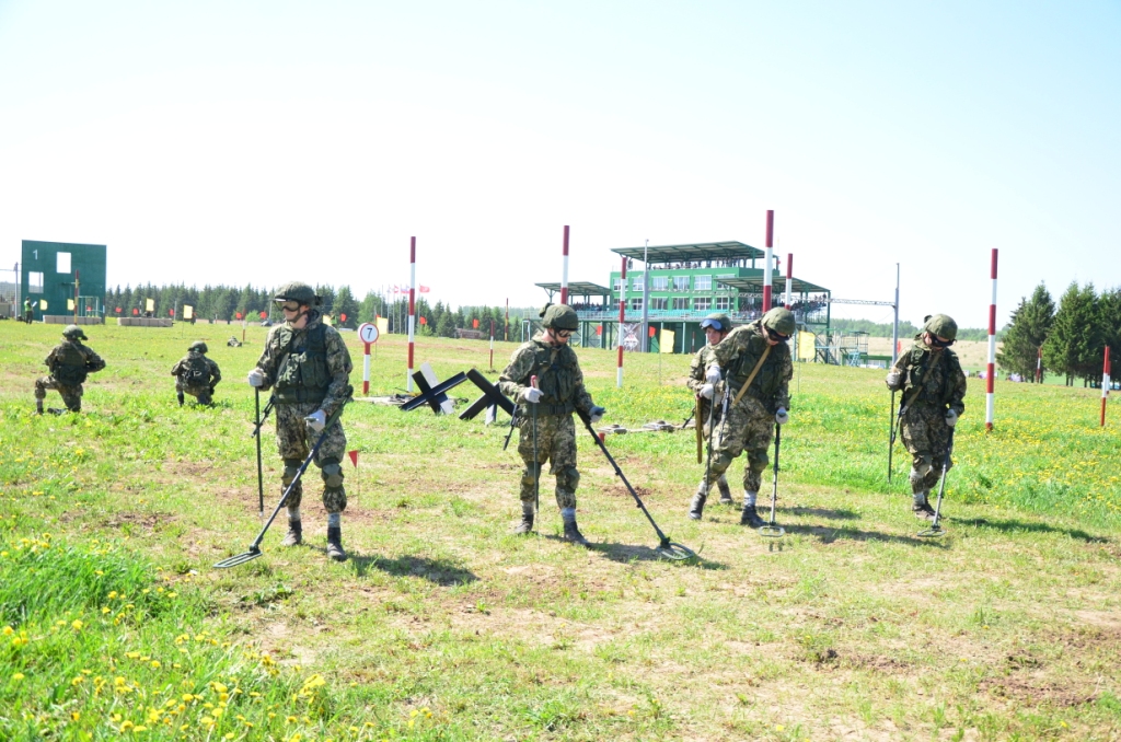 Курсанты Военного учебного центра при ГУЗ заняли призовые места в III Межвузовской военной инженерной универсиаде.