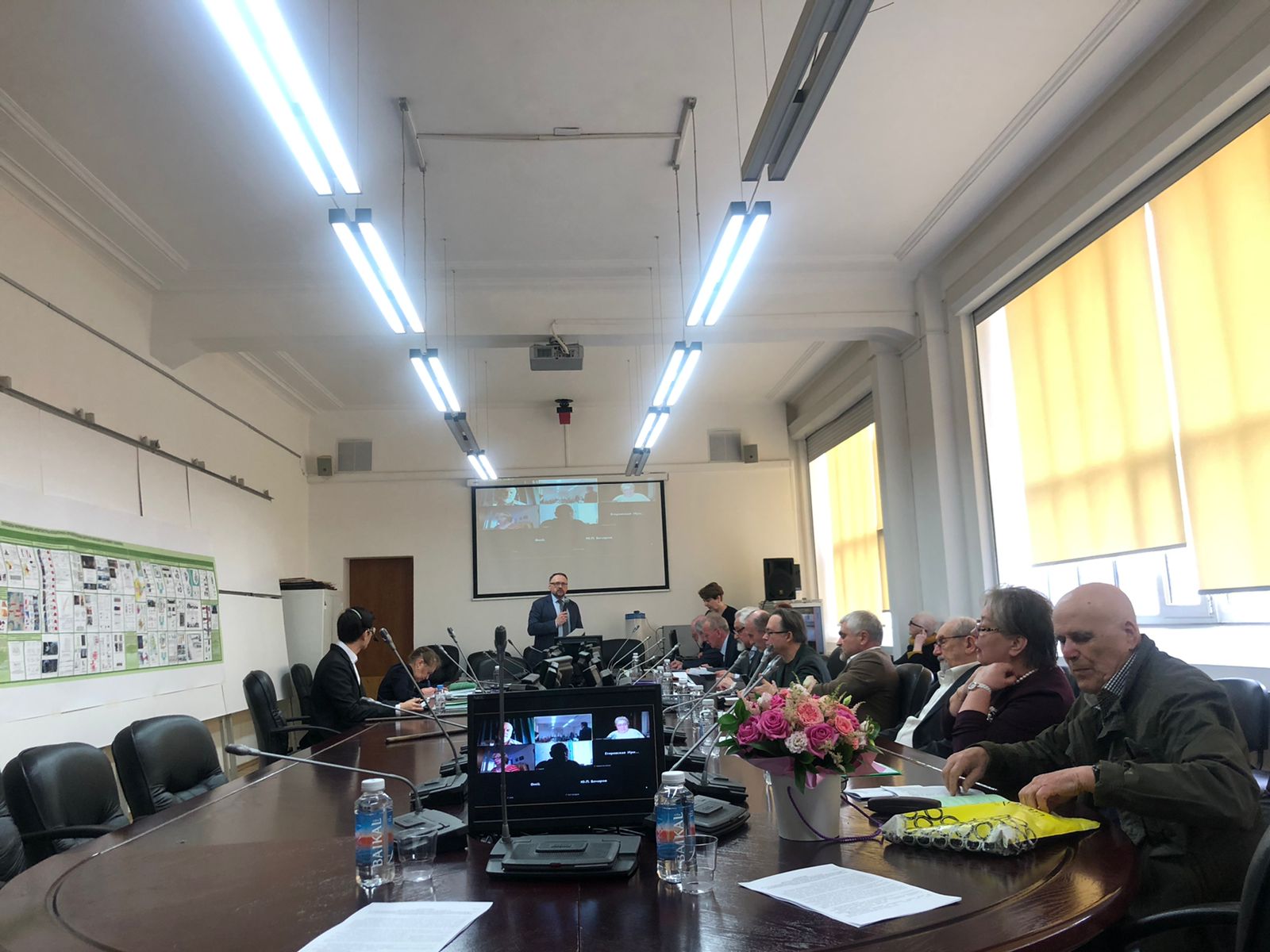 Поздравляем выпускника магистратуры и аспирантуры по кафедре архитектуры ГУЗ Ди Сопхеак из Камбоджи с присвоением ученой степени кандидата архитектуры!