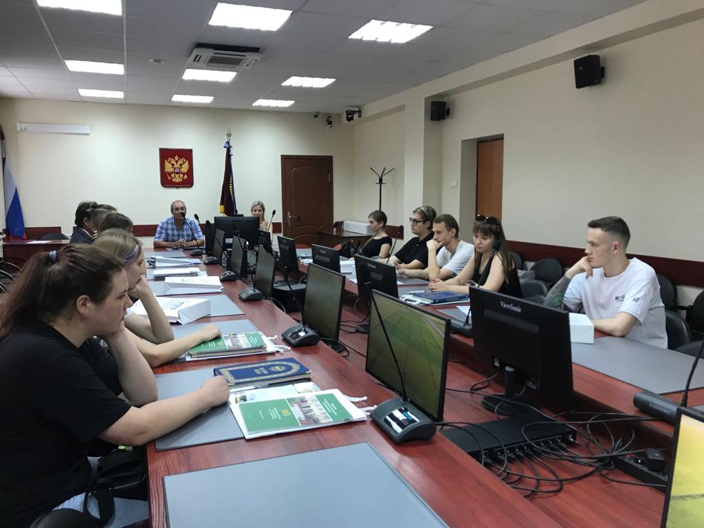 Студенты из Белоруссии на практике в ГУЗе 