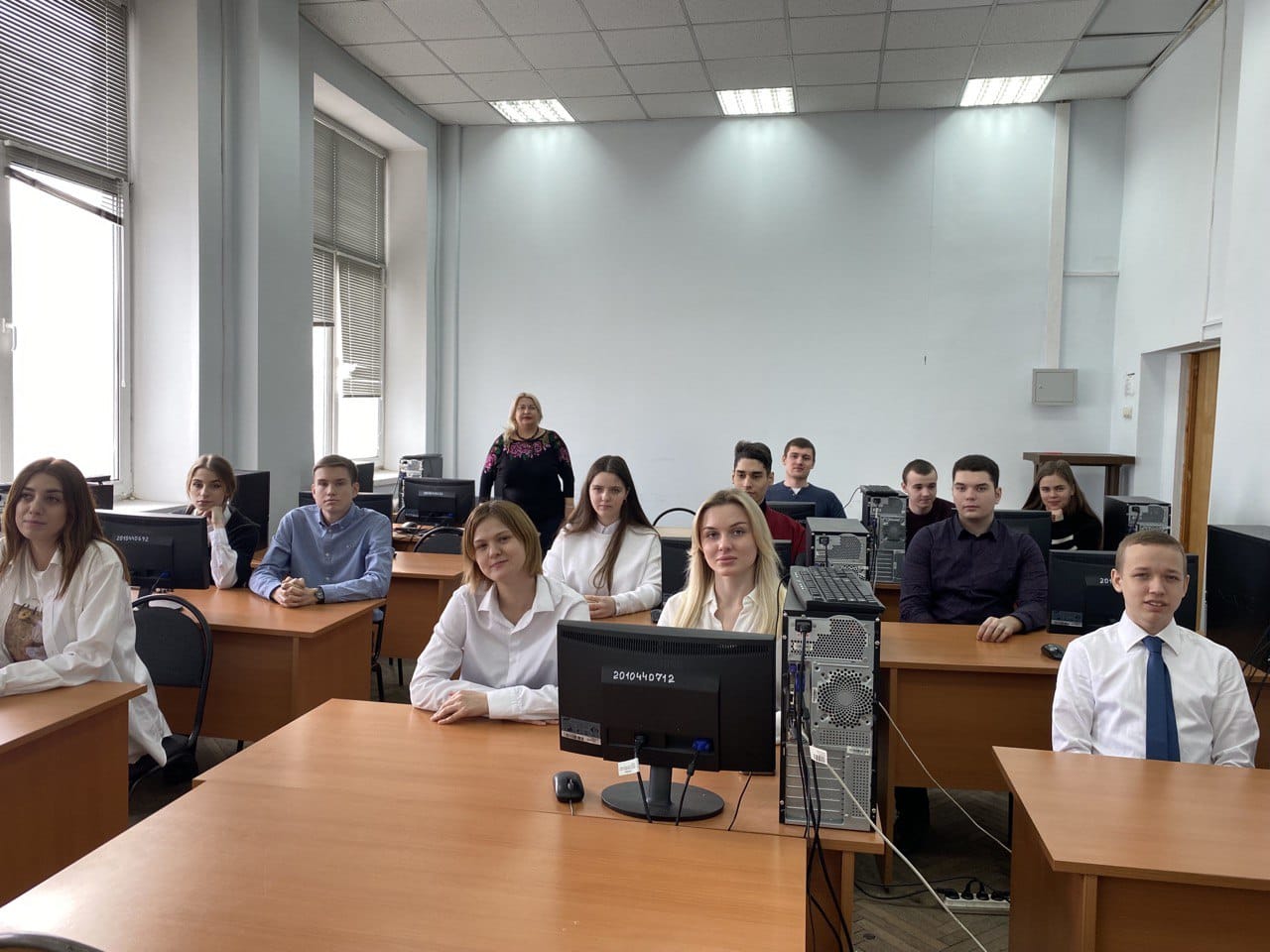 В ходе учебного процесса по направлению подготовки «Менеджмент» активно используются деловые игры как интерактивная форма развития профессионально ориентированной коммуникации студентов