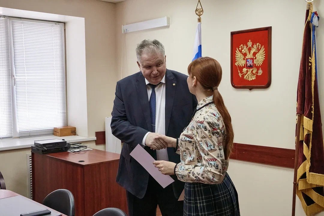 Поздравляем дорогих женщин с 8 Марта!