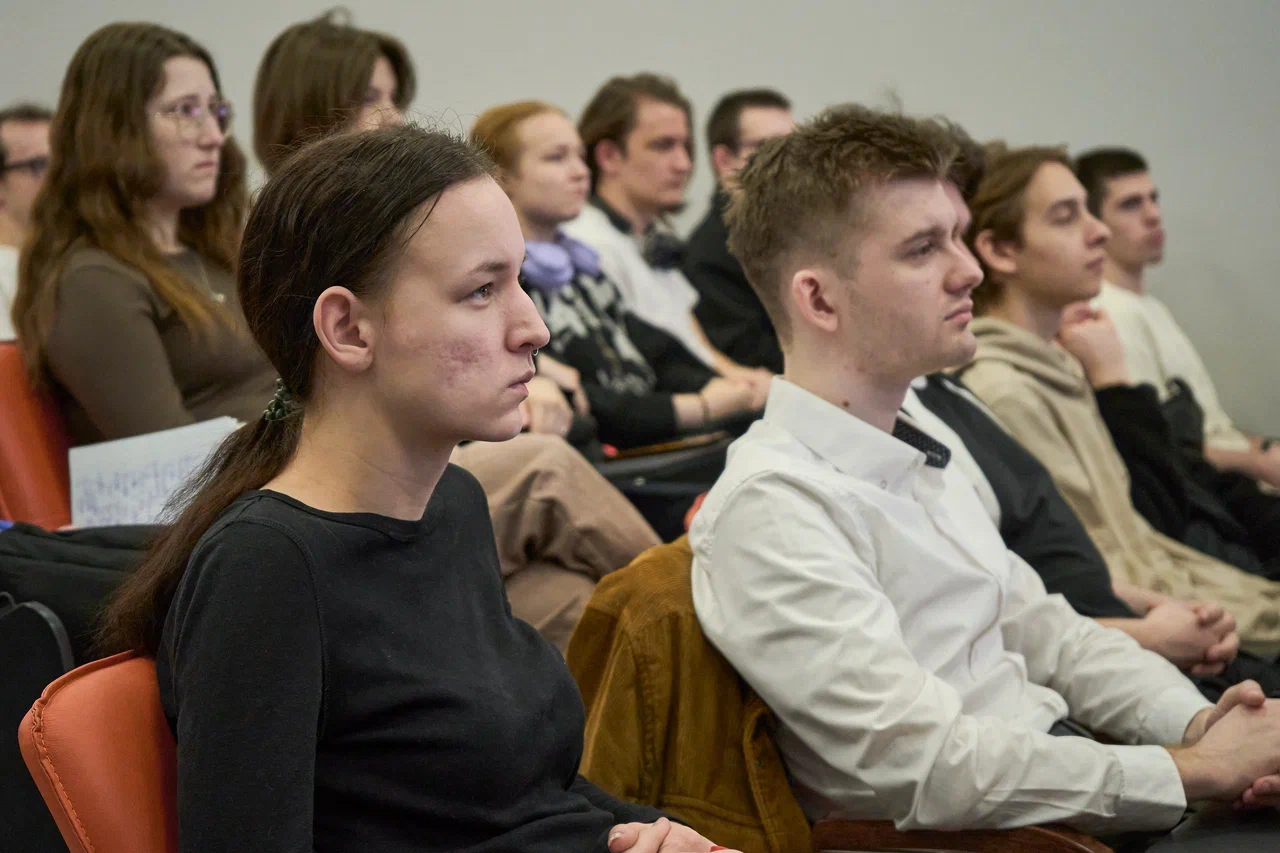 Вирусы как архитекторы биосферы: в ГУЗ стартовал проект «Люди дела» с лекцией академика РАН Алексея Забережного