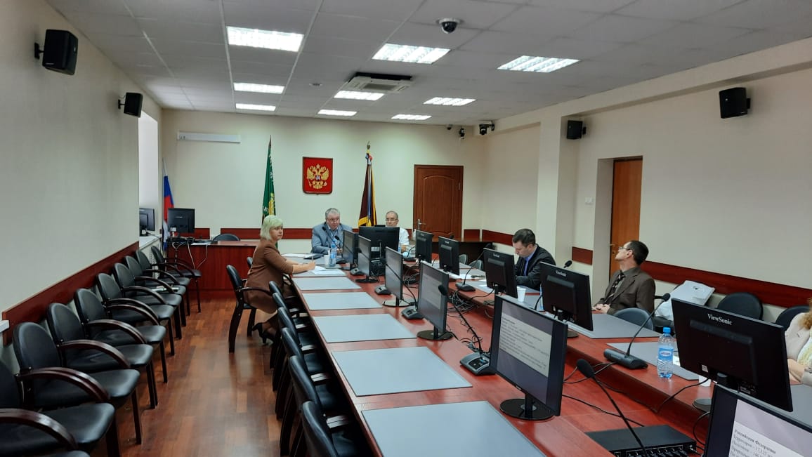 О состоявшемся круглом столе «Совершенствование работы в области подготовки кадров по управлению землями лесного фонда»
