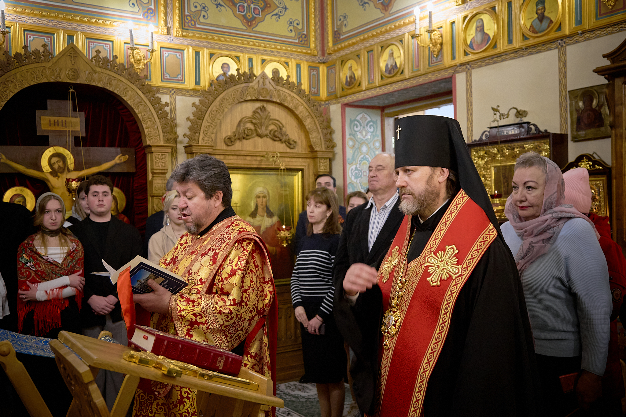 Торжественное открытие мемориального панно в честь героев Великой Отечественной войны в Государственном университете по землеустройству