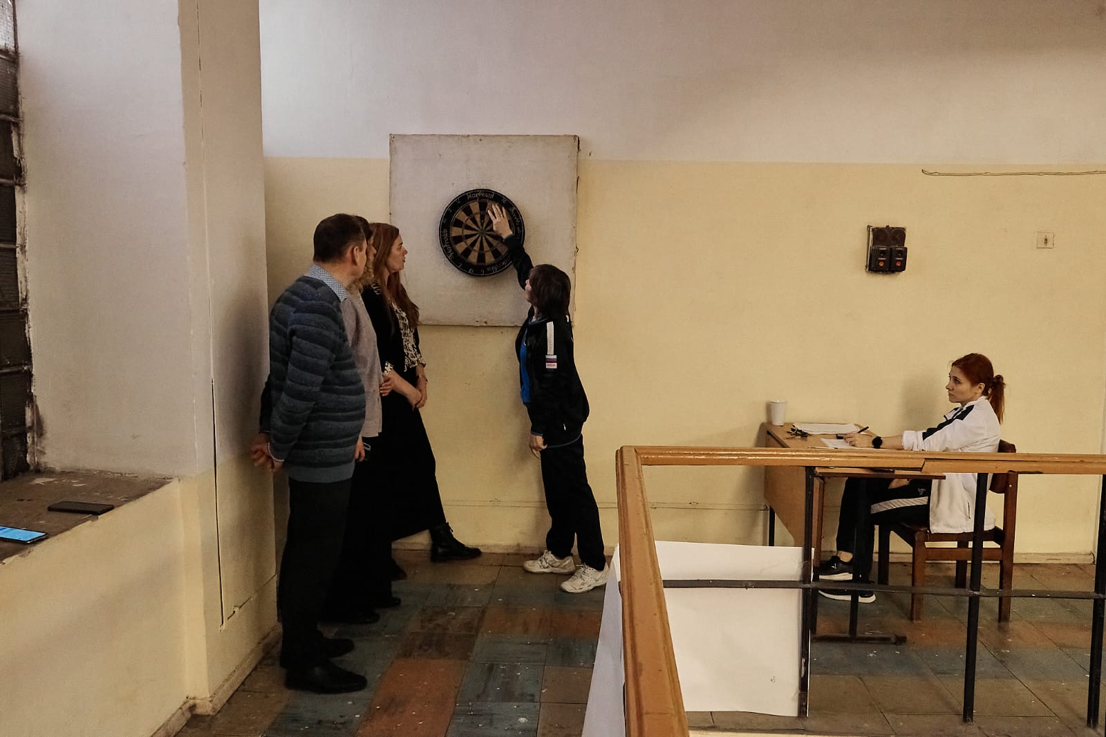 Точность броска и концентрация внимания: Первенство ГУЗ по дартсу