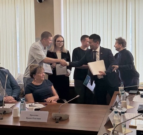 Студенты ГУЗ получили награды в Государственной Думе за проект по реабилитации территорий
