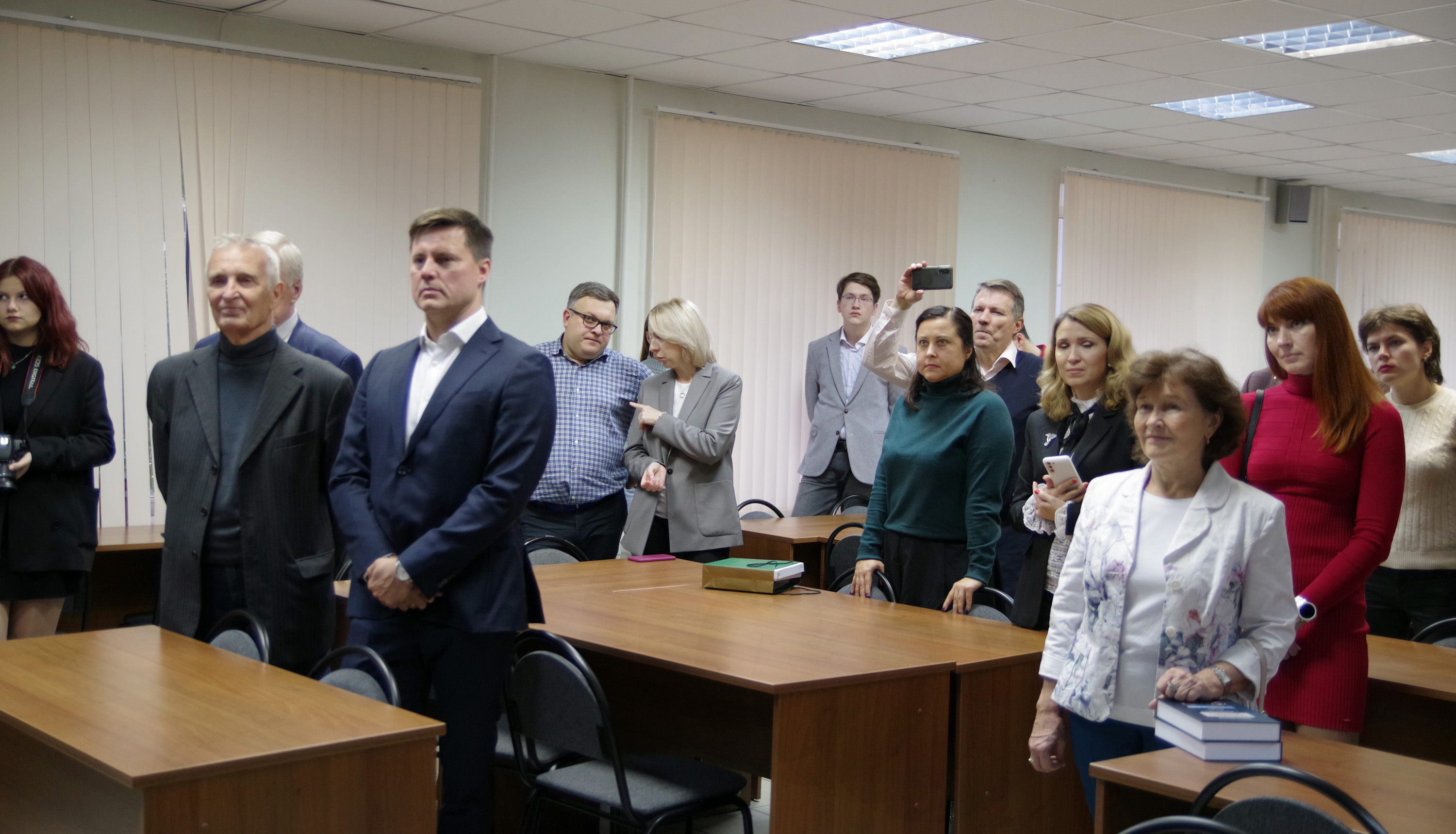 На Ученом совете Государственного университета по землеустройству поздравили с юбилеем заведующего кафедрой градостроительства и пространственного развития, доктора экономических наук, профессора Цыпкина Юрия Анатольевича