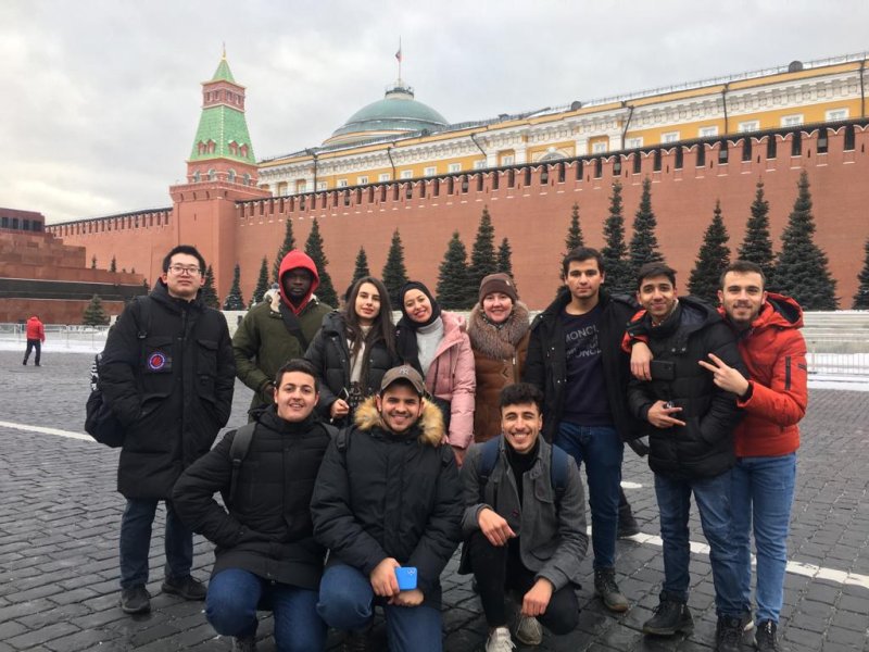 27 февраля 2023 г. в рамках тематического урока по русскому языку как иностранному была проведена тематическая обзорная экскурсия «Москва. Красная площадь». 