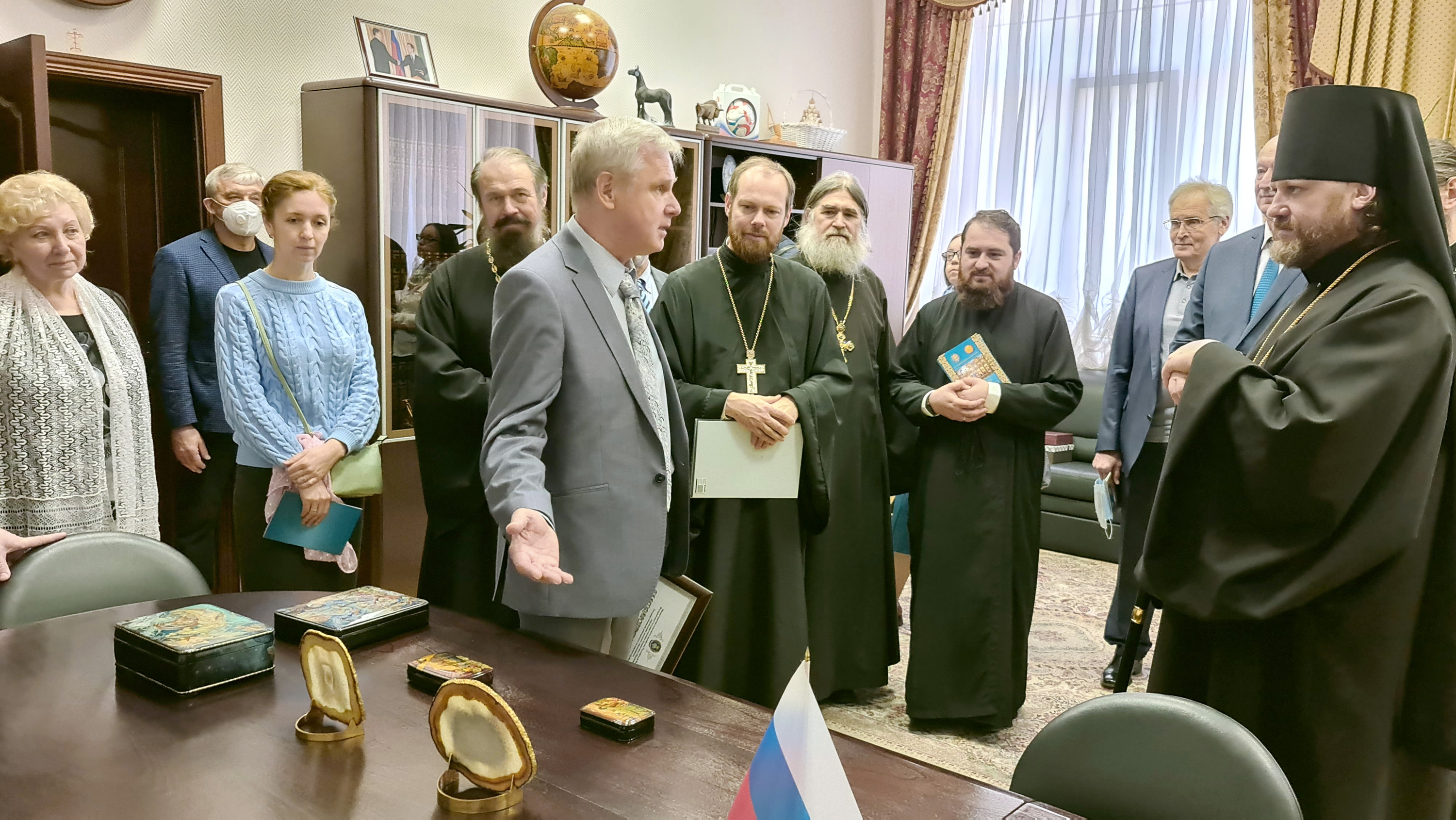 3 июня 2021 года в ГУЗ прошли торжественные мероприятия, приуроченные к 20-летию со дня освящения Домового храма святых равноапостольных Константина и Елены