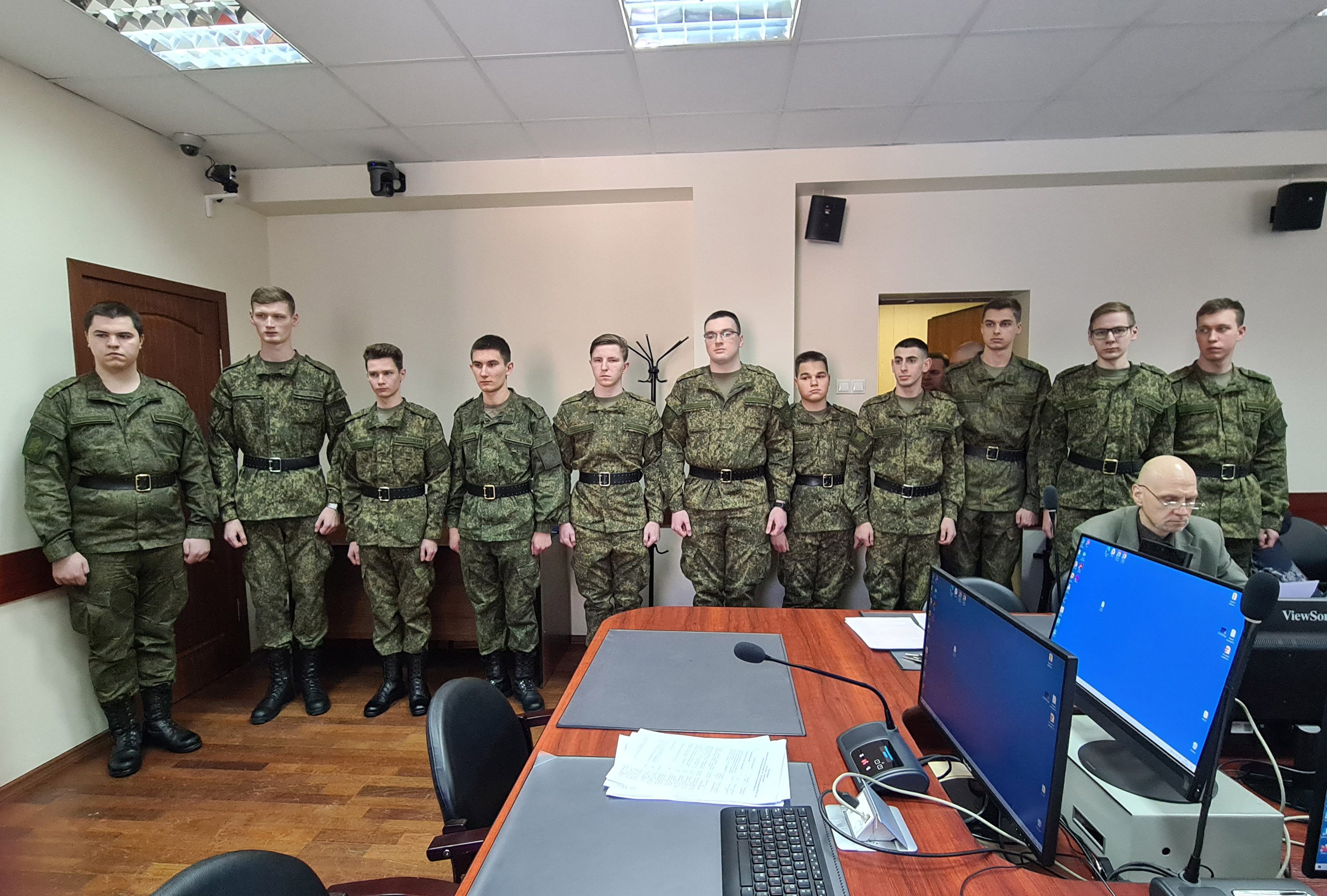 В Государственном университете по землеустройству прошли торжественные мероприятия, посвященные 23 февраля