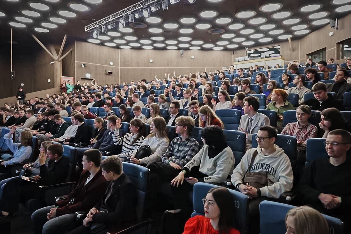 Форум «Взлёт» открыл новые карьерные перспективы для студентов ГУЗ 