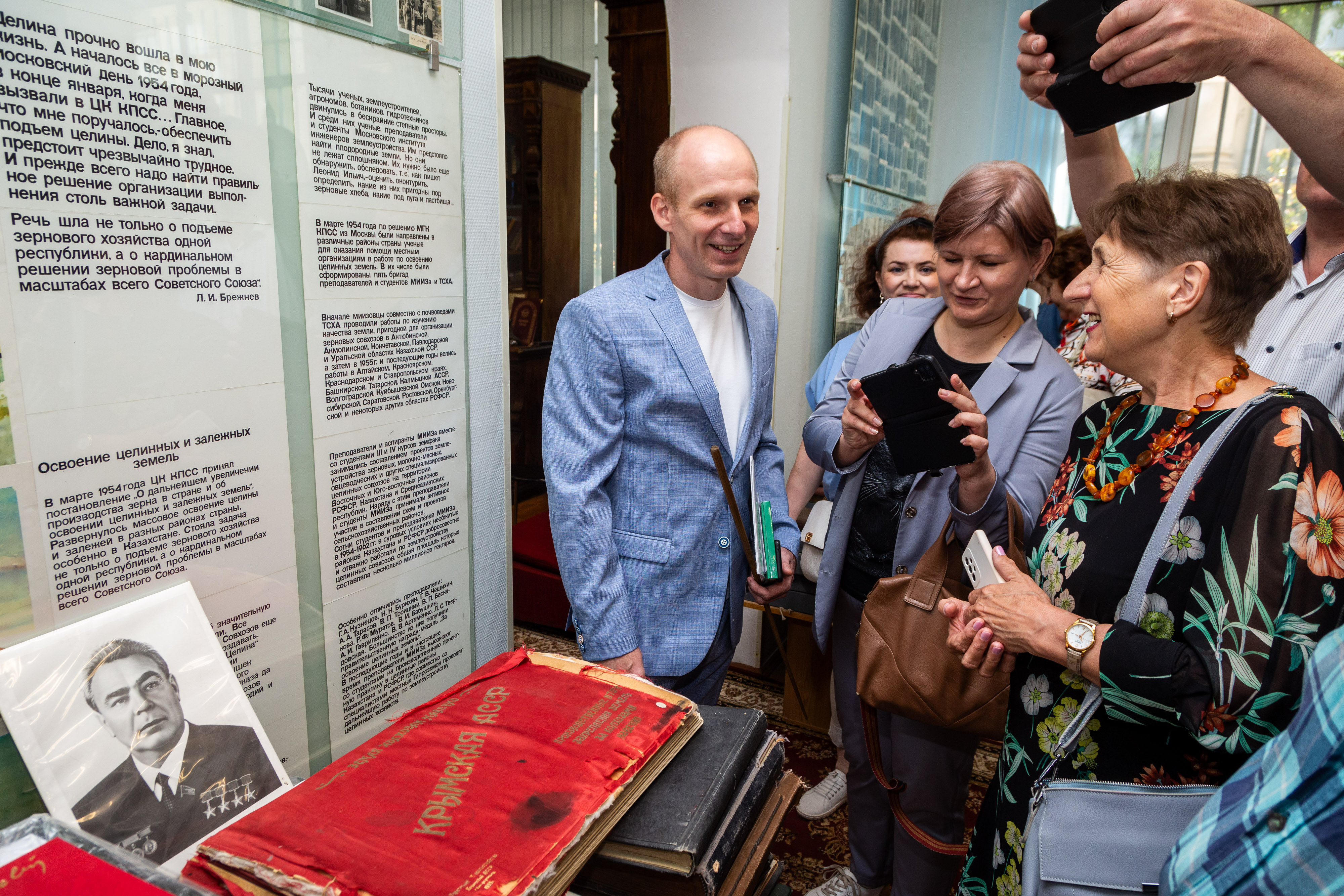 Фотоальбом 31 мая. Встреча выпускников и концерт