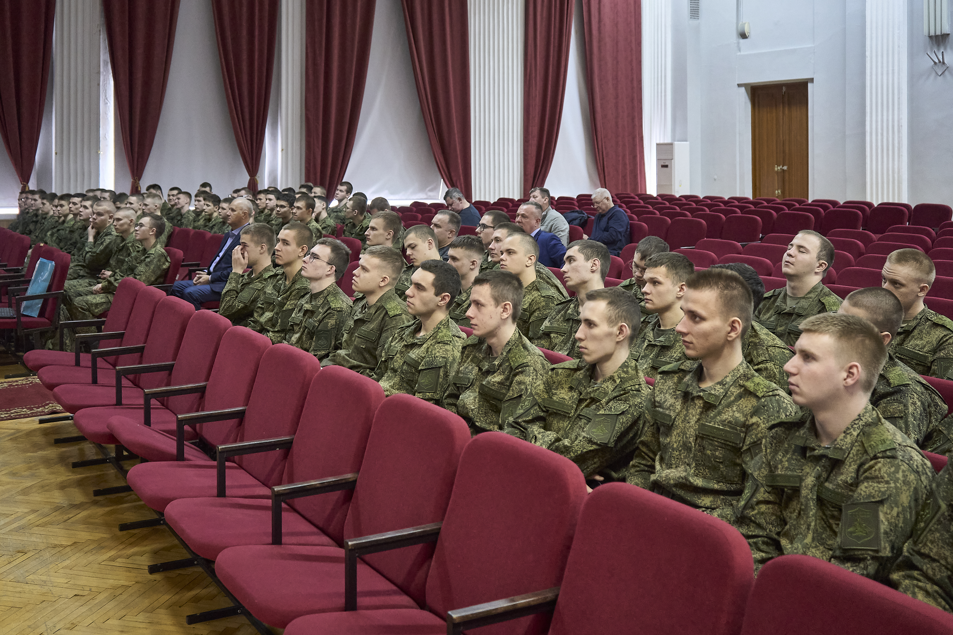 В ГУЗ прошел «Урок мужества»: студентам рассказали о новых Войсках беспилотных систем Российской Федерации
