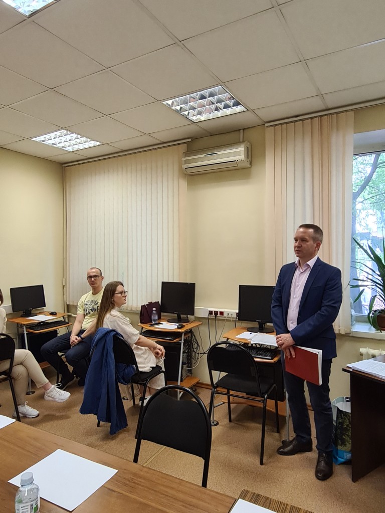 09-10 июня 2022 г. на базе ГУЗ Ассоциацией «Национальное объединение СРО кадастровых инженеров» проведены  теоретические экзамены, подтверждающие наличие профессиональных знаний, необходимых для осуществления кадастровой деятельности
