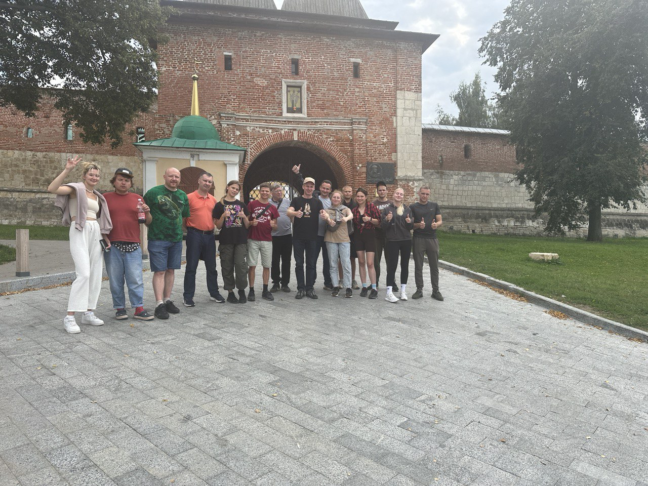 Команда ГУЗ – участник сплава по реке Осетр