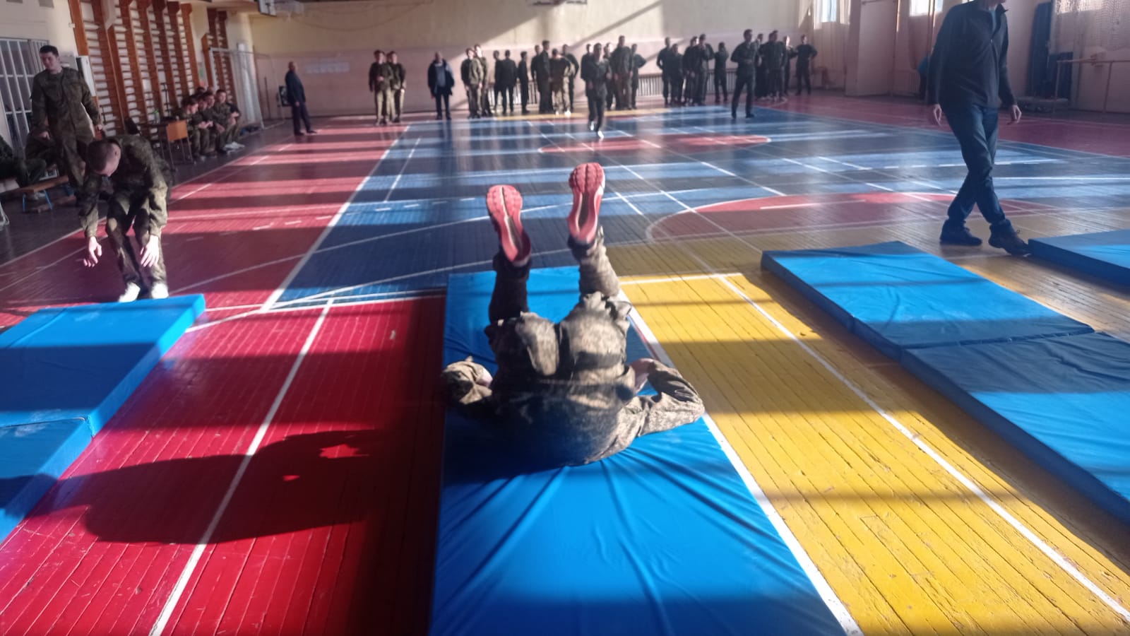 Спортивный праздник к 23 февраля в Государственном университете по землеустройству