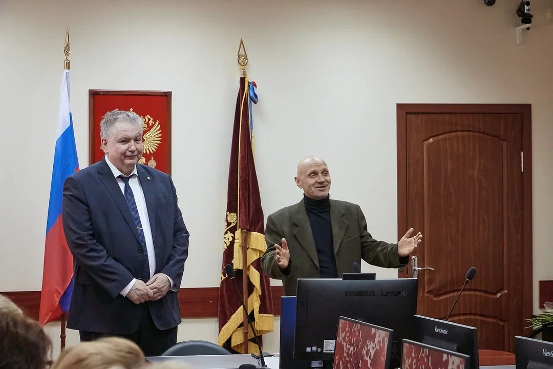 Поздравляем дорогих женщин с 8 Марта!