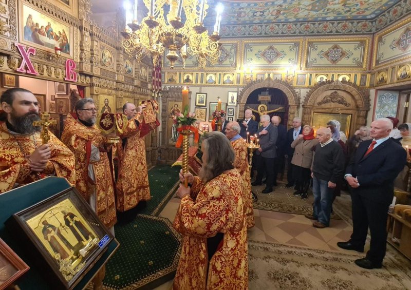 В Домовом храме ГУЗ были совершены Пасхальная Утреня и Литургия