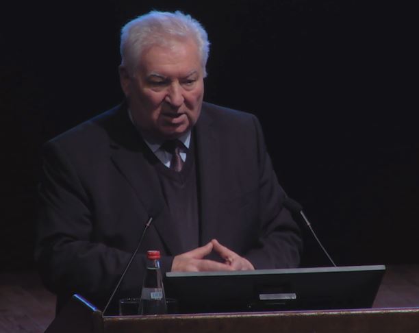 Профессор кафедры экономики и управления недвижимостью, академик РАН В.Н. Хлыстун выступил на общем собрании членов РАН